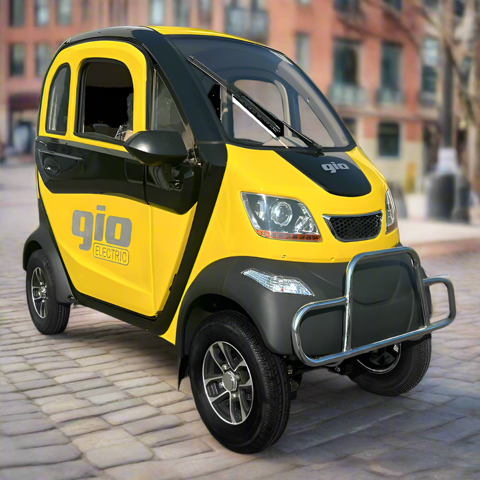Discover the GIO Golf Enclosed Mobility Scooter